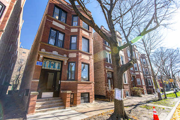 851 N. Leavitt St. property